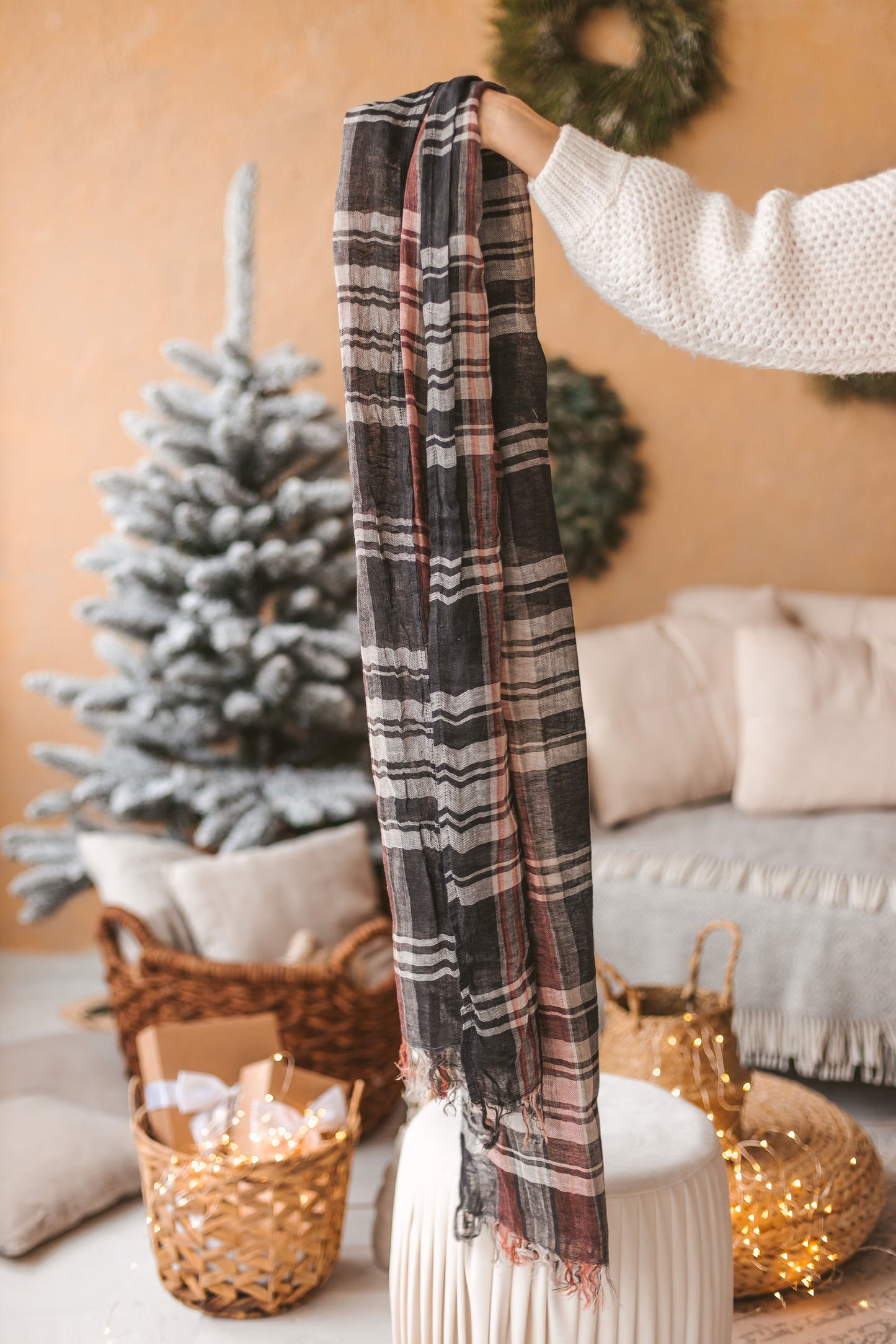 Thin Tartan Linen Scarf with Tassels Unisex